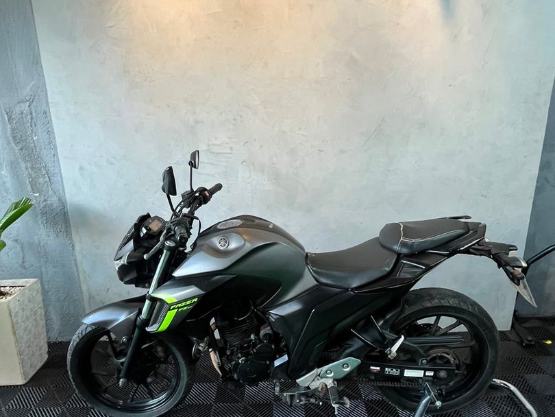 YAMAHA FZ25 250 FAZER FLEX