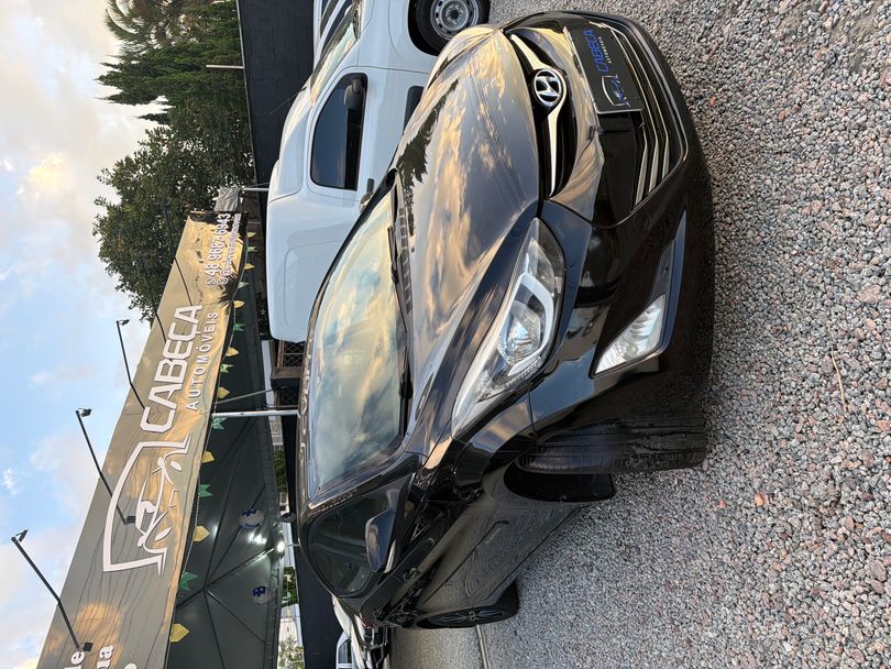 Hyundai Elantra GLS 2.0 16V Flex Aut.