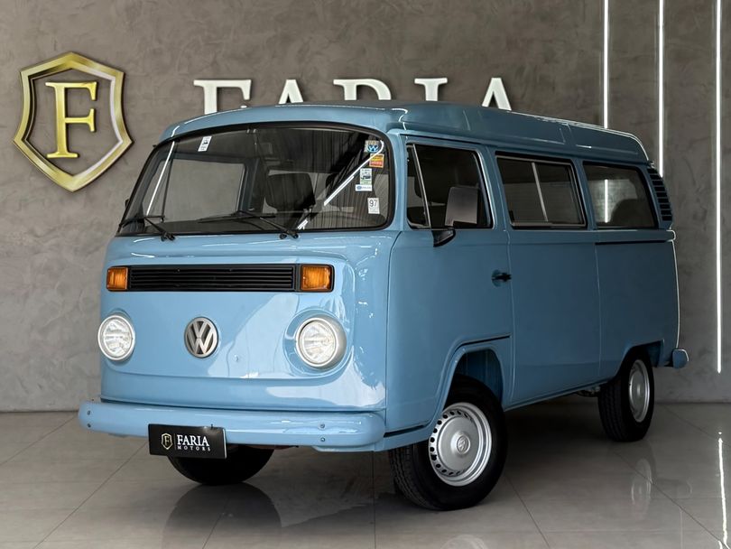 VolksWagen Kombi Standard/ Luxo/ Série Prata