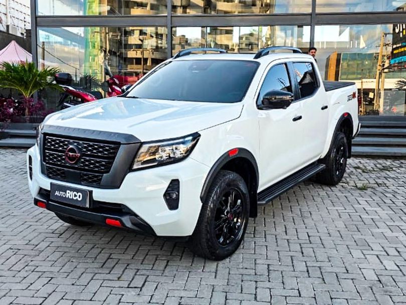 Nissan Frontier PRO4X CD 4x4 2.3 Bi-TB Die. Aut