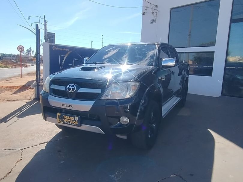 Toyota Hilux CD SRV D4-D 4x4 3.0 TDI Diesel Aut