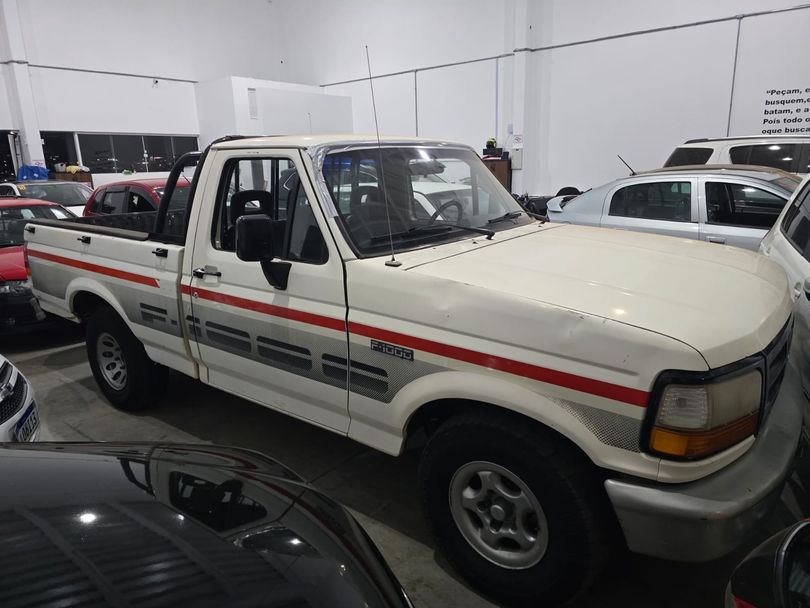 Ford F-1000 XL Diesel Turbo