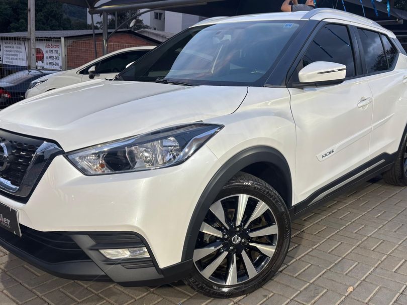 Nissan KICKS SV 1.6 16V FlexStar 5p Aut.