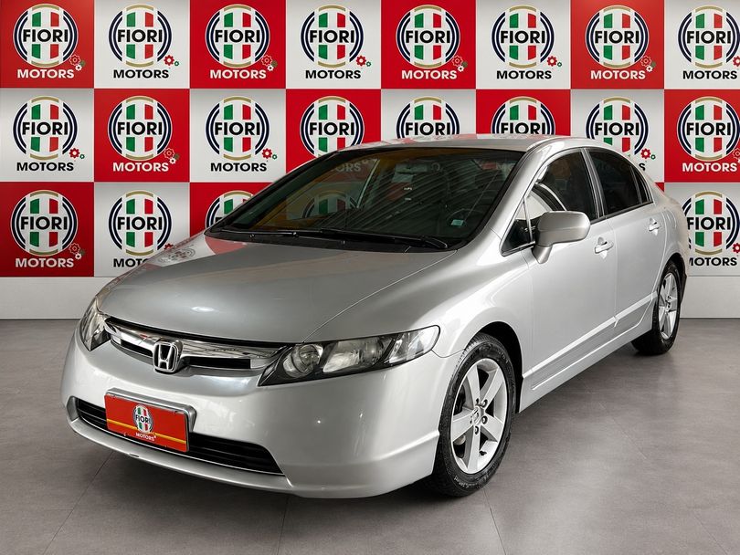Honda Civic Sedan LXS 1.8/1.8 Flex 16V Aut. 4p