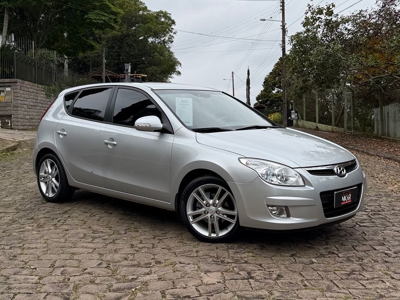 Hyundai i30 2.0 16V 145cv 5p Aut.