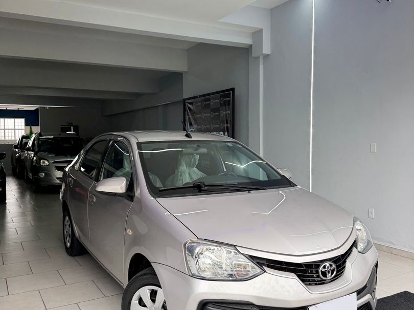 Toyota ETIOS XS Sedan 1.5 Flex 16V 4p Aut.