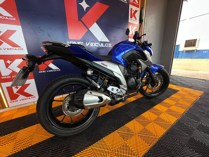 YAMAHA FZ25 250 FAZER FLEX