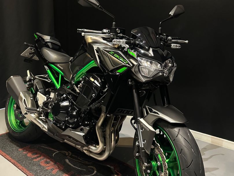 KAWASAKI Z 900