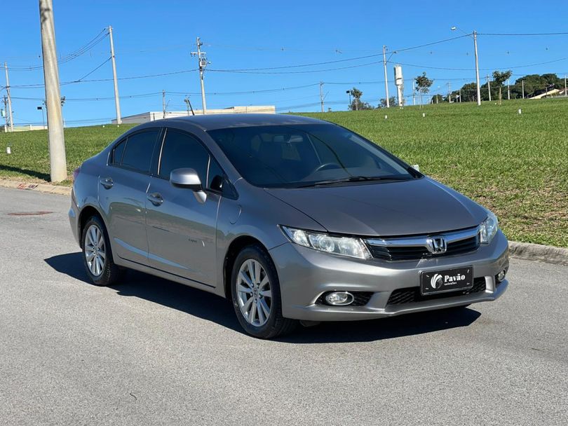 Honda Civic Sedan LXS 1.8/1.8 Flex 16V Mec. 4p