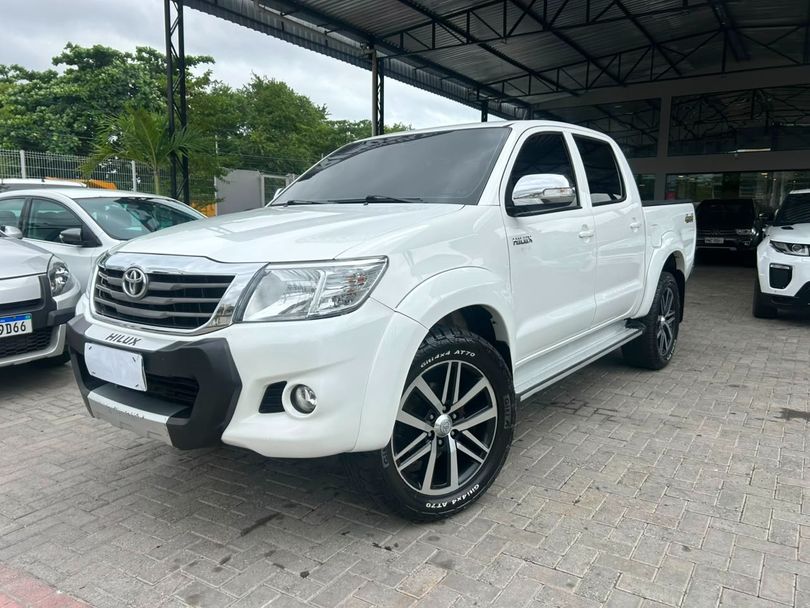 Toyota Hilux CD SRV 4x4 2.7 Flex 16V Aut.