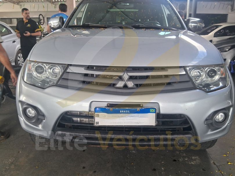 Mitsubishi L200 Triton HPE 3.2 CD TB Int.Diesel Mec