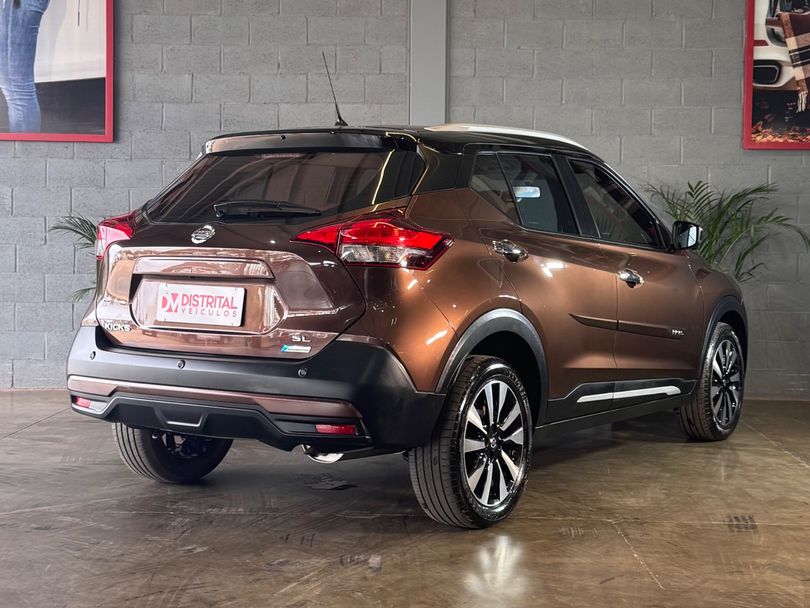 Nissan KICKS SL 1.6 16V FlexStar 5p Aut.