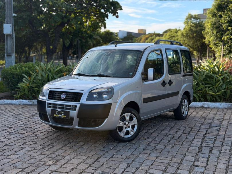 Fiat Doblo ESSENCE 1.8 Flex 16V 5p