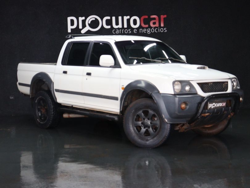 Mitsubishi L200 OUTDOOR HPE 2.5 4x4 CD T.Dies. Mec.
