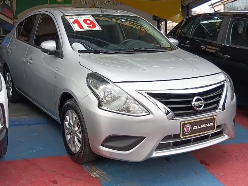 Nissan VERSA SV 1.6 16V FlexStart 4p Aut.