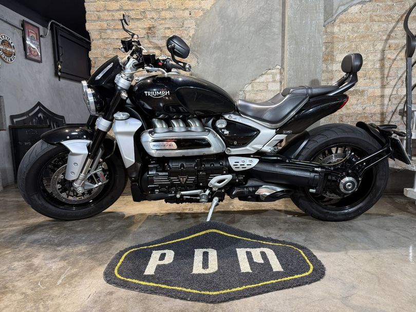TRIUMPH ROCKET III R 2500cc