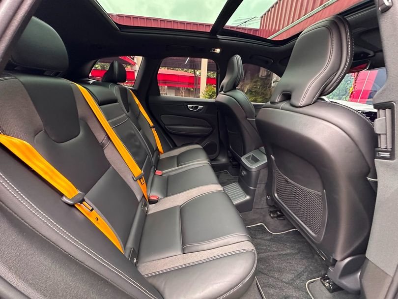 Volvo XC 60 T-8 POLESTAR 2.0 (Híbrido)