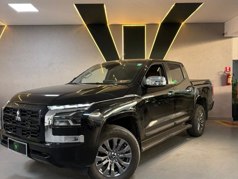 Mitsubishi Triton HPE 2.4 CD 4x4 TB Diesel Aut.