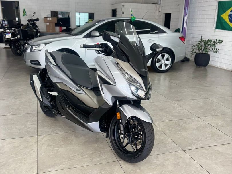 HONDA Forza 350 