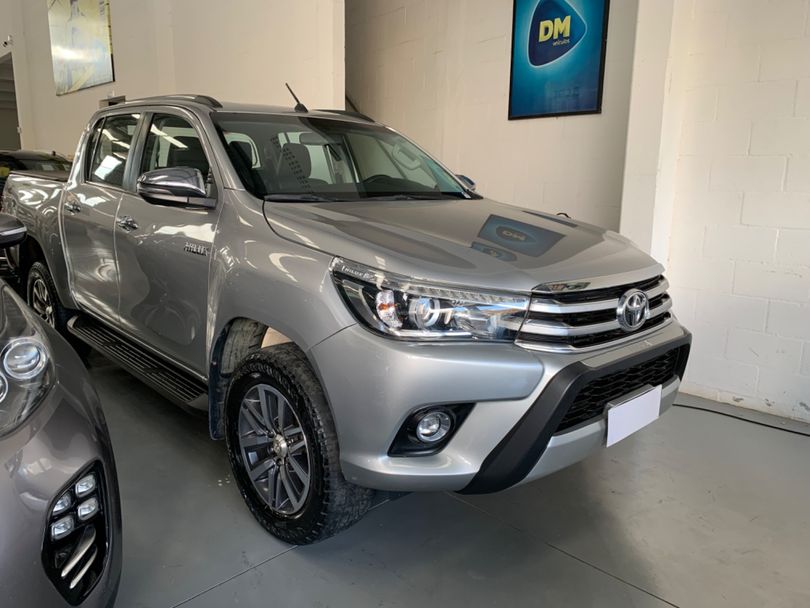 Toyota Hilux CD SRX 4x4 2.8 TDI 16V Diesel Aut.
