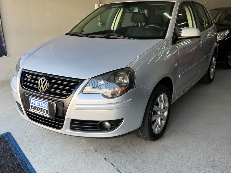 VolksWagen Polo SPORTLINE 1.6 Mi Total Flex 8V 5p