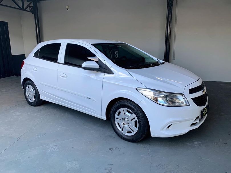 Chevrolet ONIX HATCH Joy 1.0 8V Flex 5p Mec.