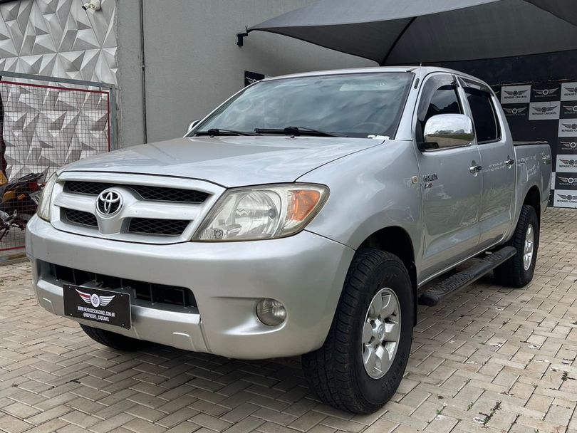 Toyota Hilux CD D4-D 4x4 2.5 16V 102cv TB Dies.