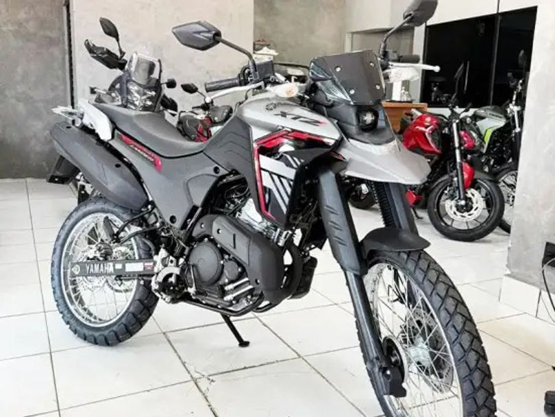 YAMAHA LANDER 250