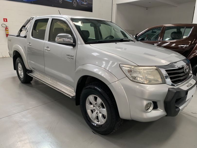 Toyota Hilux CD SRV D4-D 4x4 3.0 TDI Diesel Aut