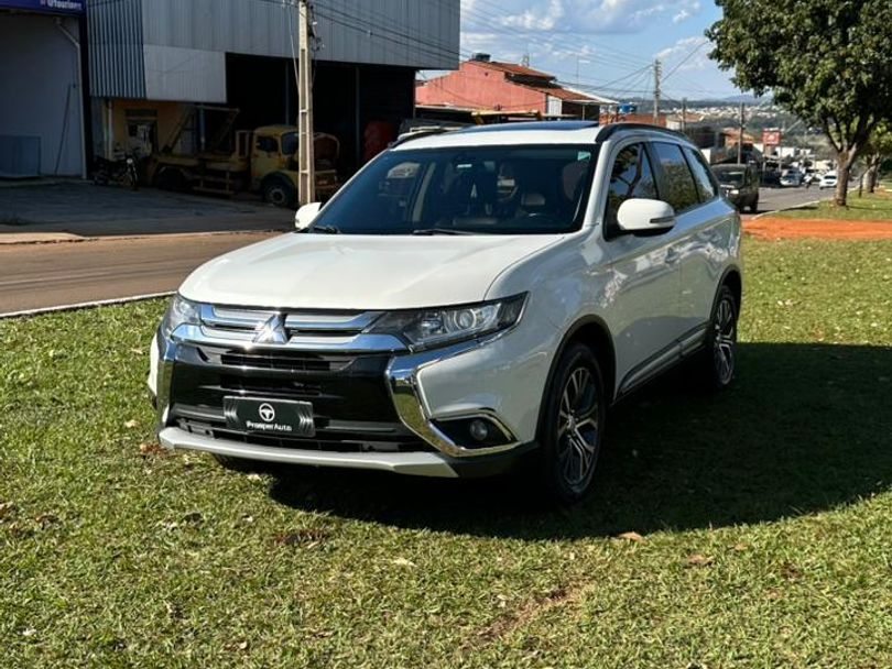 Mitsubishi OUTLANDER 2.0 16V 160cv Aut.