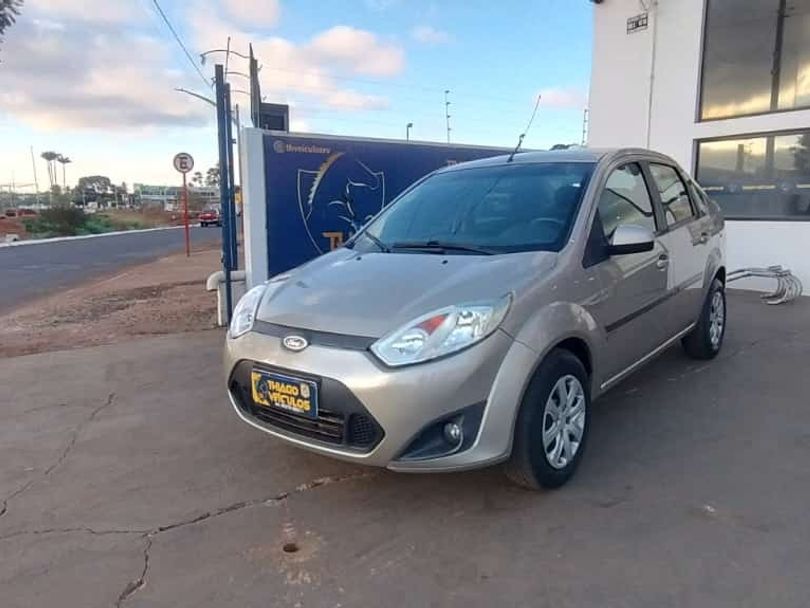 Ford Fiesta Sedan 1.0 8V Flex 4p