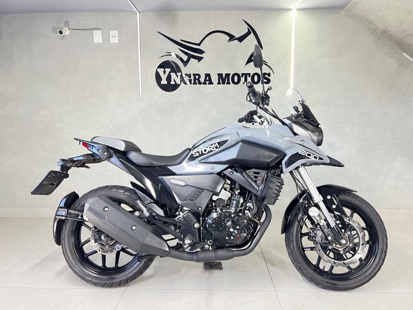 SHINERAY XY 200 STORM EFI