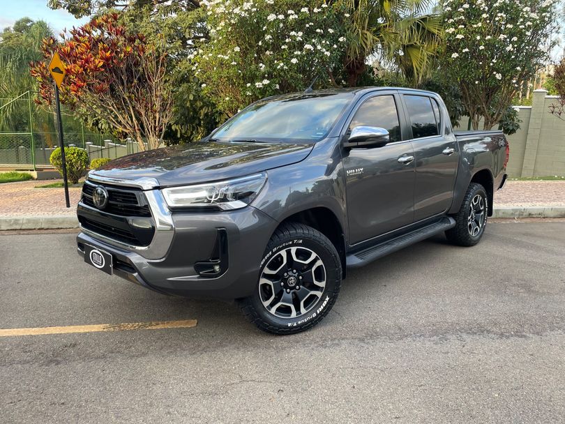 Toyota Hilux CD SRX 4x4 2.8 TDI 16V Diesel Aut.