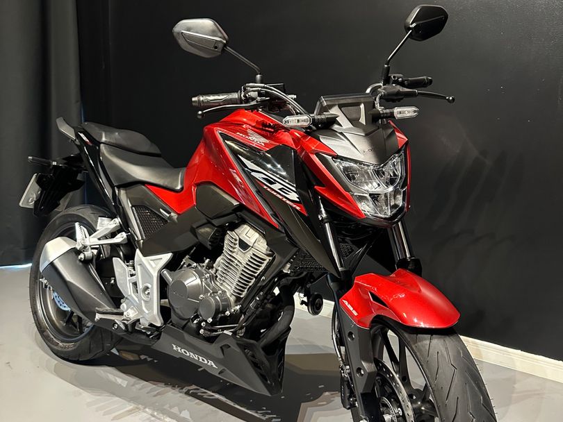 HONDA CB 300F Twister Flex
