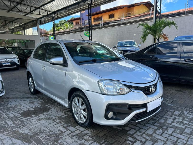 Toyota ETIOS XLS 1.5 Flex 5p Aut.