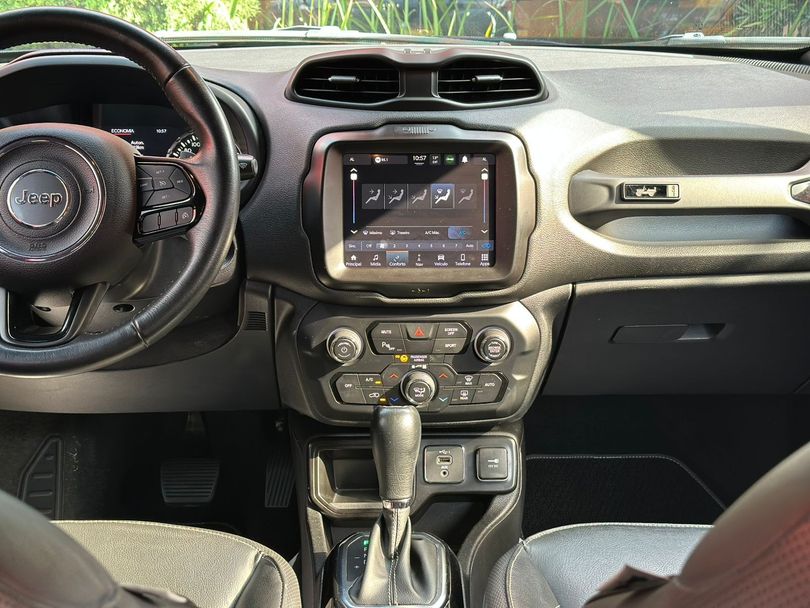 Jeep Renegade Longitude 1.8 4x2 Flex 16V Aut.