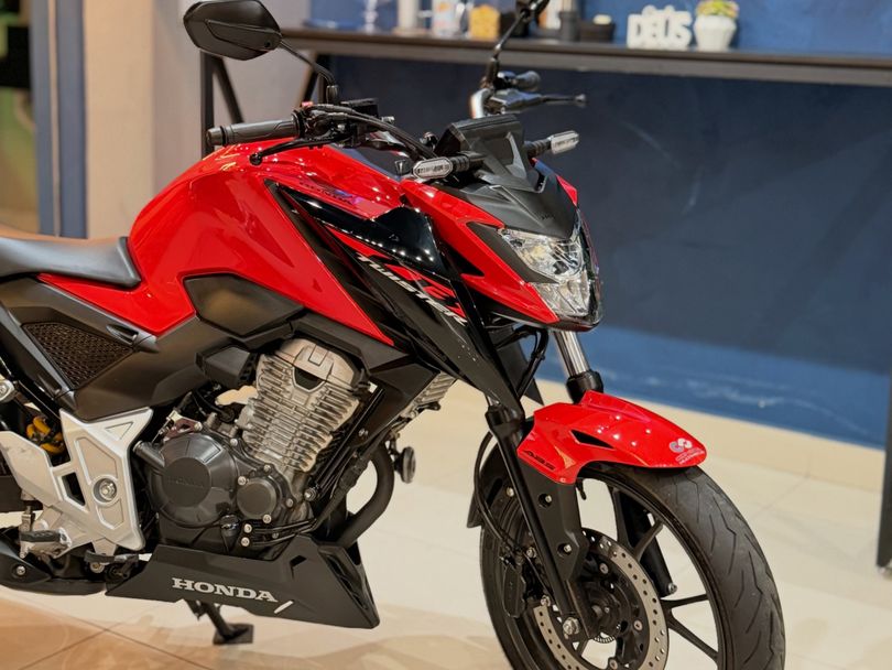 HONDA CB 300F Twister Flex