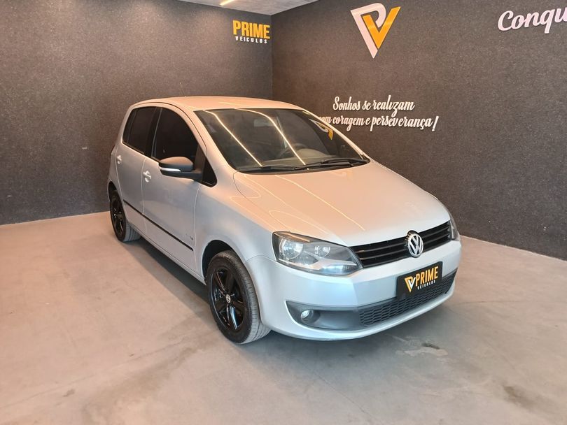 VolksWagen Fox 1.0 Mi Total Flex 8V 3p
