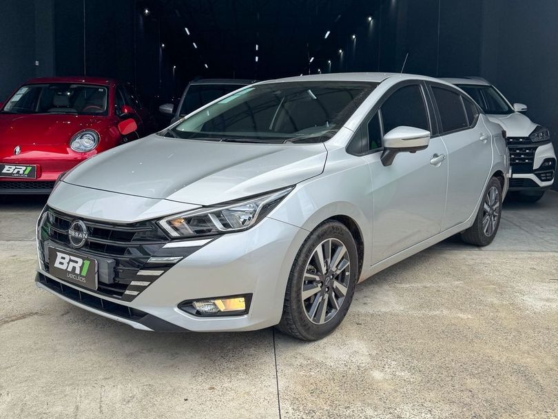 Nissan VERSA Advance 1.6 16V Flex Aut.