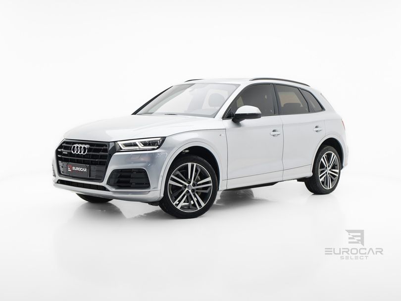 Audi Q5 Black 2.0 TFSI Quattro S tronic