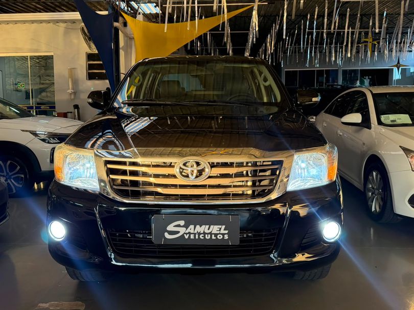 Toyota Hilux CD SRV 4x4 2.7 Flex 16V Aut.