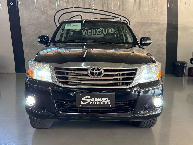 Toyota Hilux CD SRV 4x4 2.7 Flex 16V Aut.