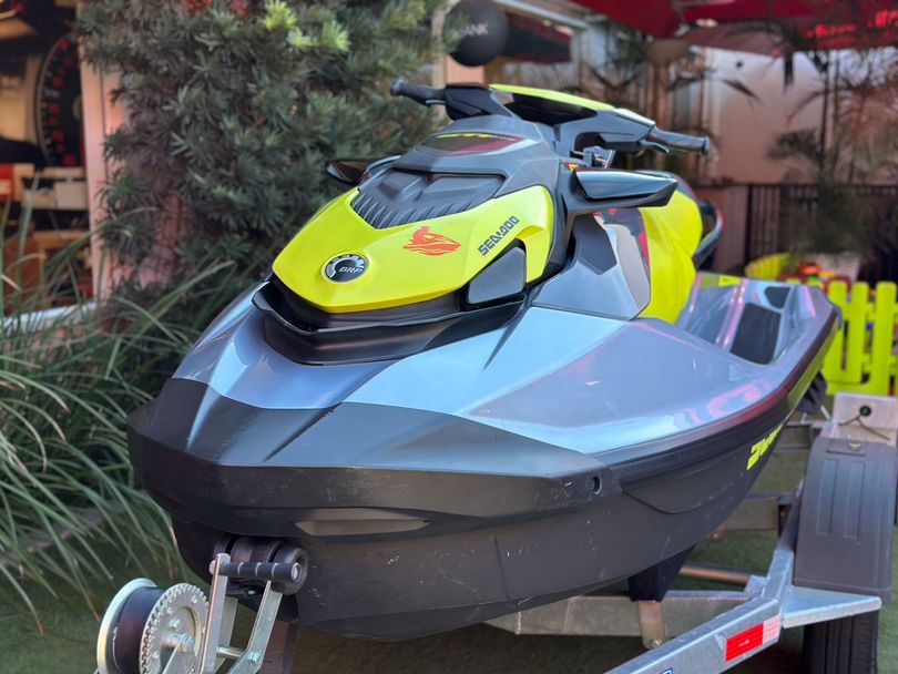 SEADOO GTI SE 170 + CARRETINHA