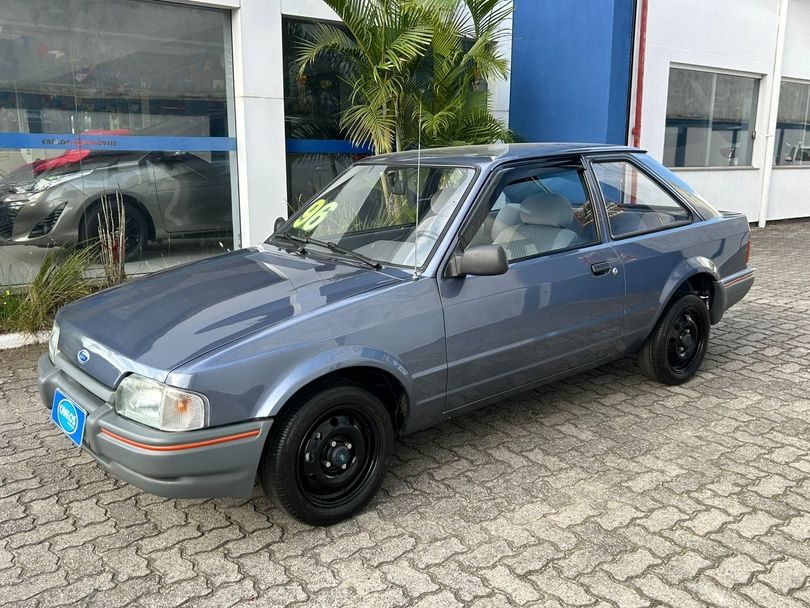 Ford Escort Hobby 1.0