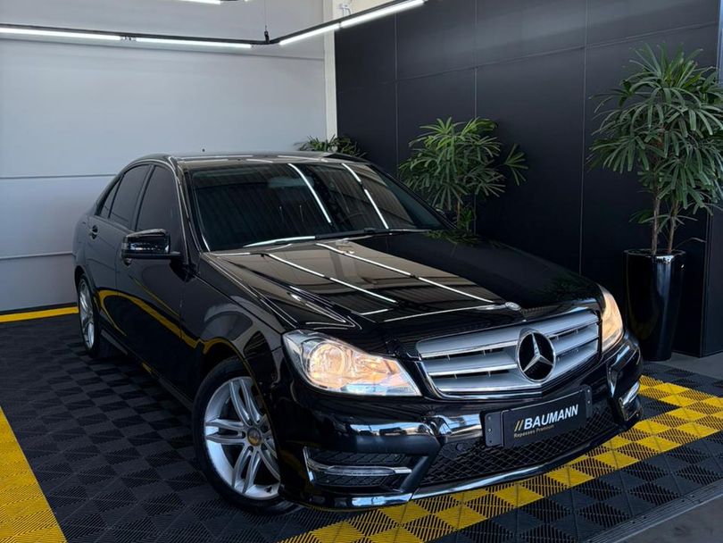Mercedes C-180 CGI Sport 1.6 TB 16V 156cv Aut.