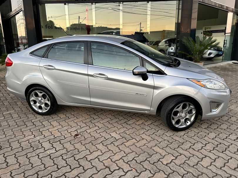 Ford Fiesta Sedan SE 1.6 16V Flex 4p