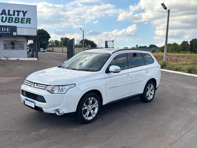 Mitsubishi OUTLANDER 2.0 16V 160cv Aut.