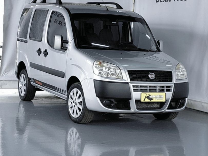 Fiat Doblo ESSENCE 1.8 Flex 16V 5p