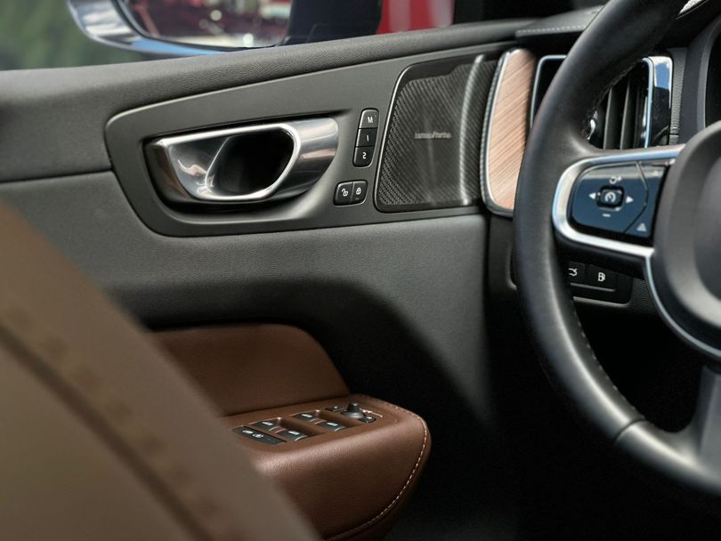 Volvo XC 60 T-8 Ultimate 2.0 AWD (Híbrido)