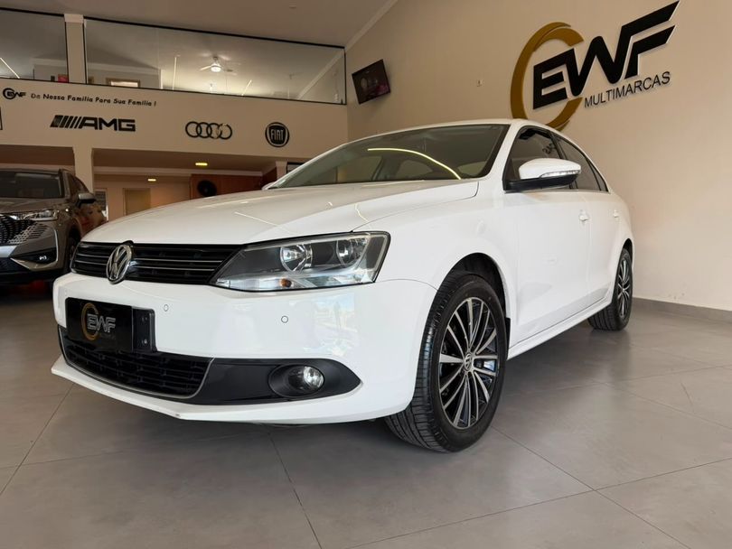 VolksWagen JETTA Highline 2.0 TSI 16V 4p Tiptronic
